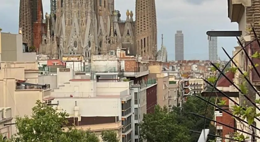 Lovely Appart & Sky View SAGRADA FAMILIA - Image 1