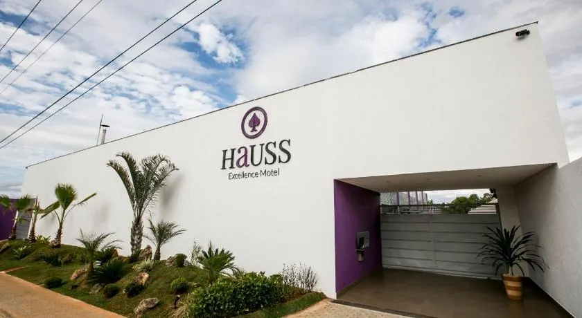 Hauss Excellence Motel - Image 1