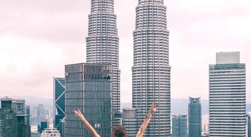 The Luxe & Colony KLCC By Comfort Dwellings - Image 1