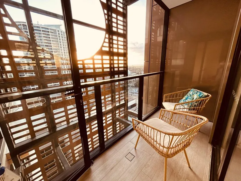 KozyGuru |St Leonards | 1 Bed Best Location & View - Image 1