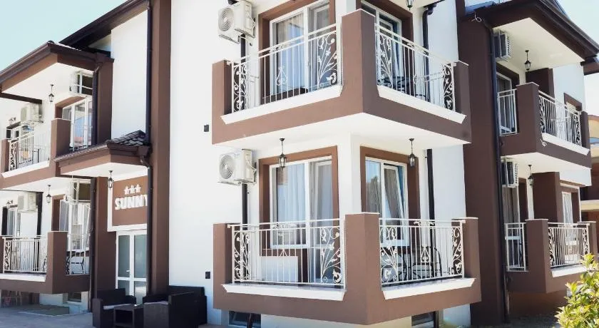 Sunny Apartments Obzor - Image 1