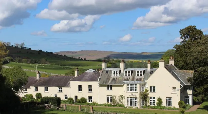 Yearle House - Image 1