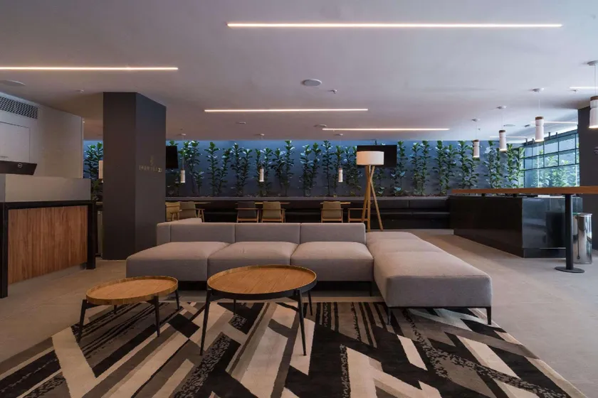 Park Plaza Moinhos Porto Alegre - Image 1