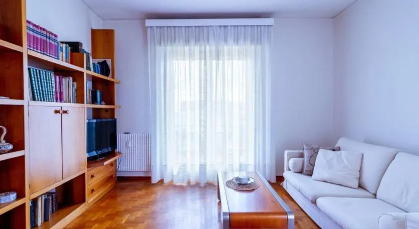 Home La Quiete. Two Bedrooms, 250m from the Beach - Image 1