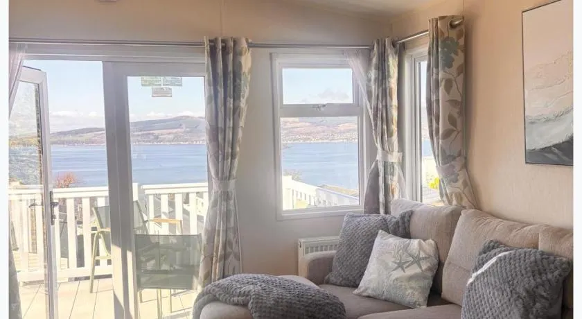 Seaside Escape in Wemyss Bay - Image 1
