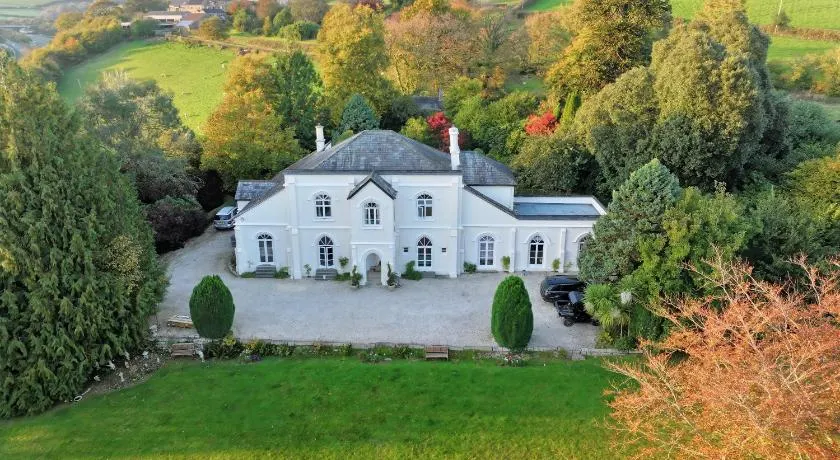Moorswater Lodge Country House with Wine Bar - Image 1