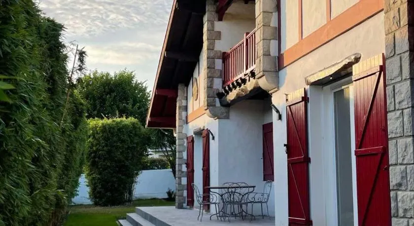 Bed & Breakfast L'Etape Basque - Image 1
