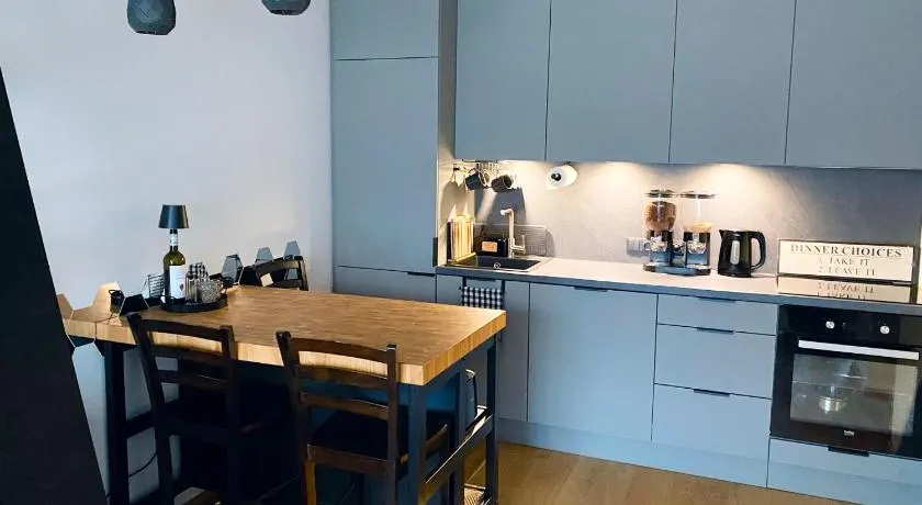 Cozy Peetri apartment with terrace - Image 1