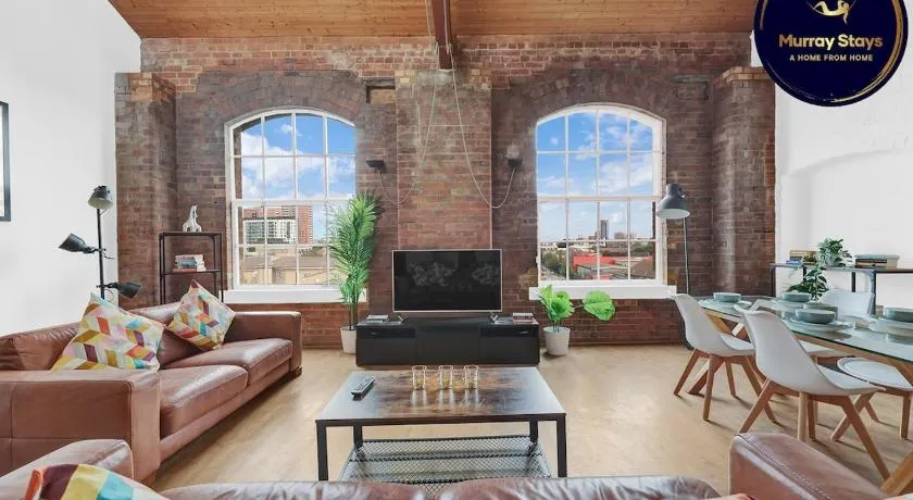 Large Industrial Style 2 Bedroom Apartment Short Term Rental & Flexible Renting Canary Wharf With Fr - Image 1