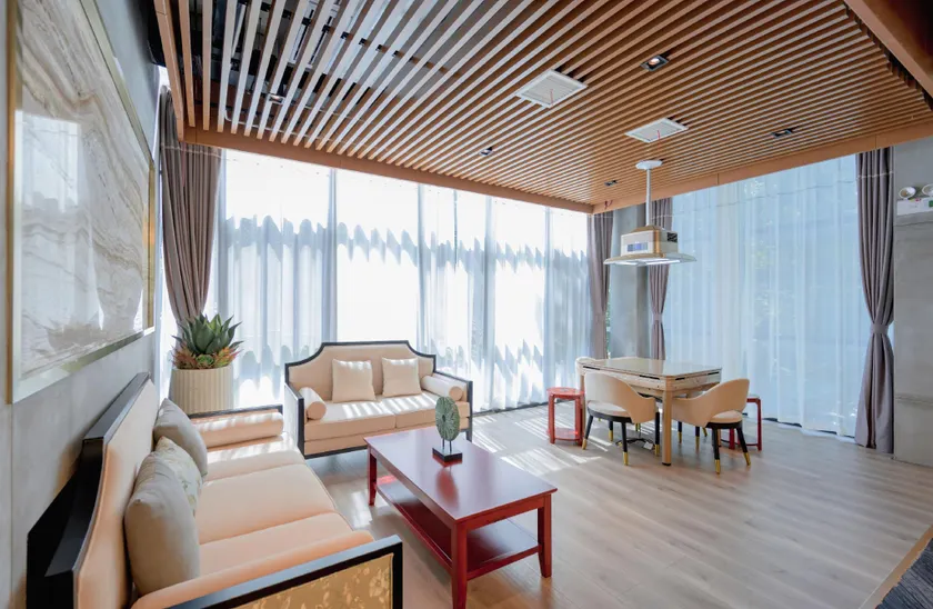 809 micro Resort Town Hotel - Image 1