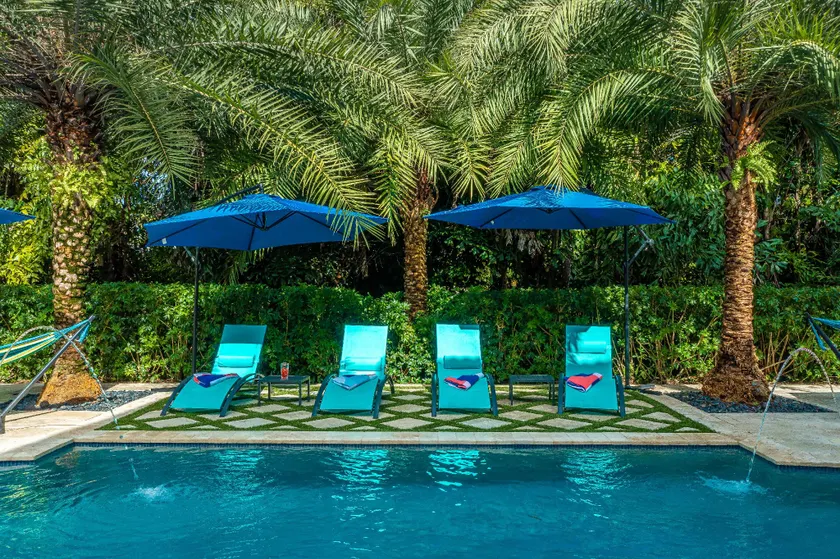 Plantation Acres 7BR Luxury Mansion & Private Pool - Image 1