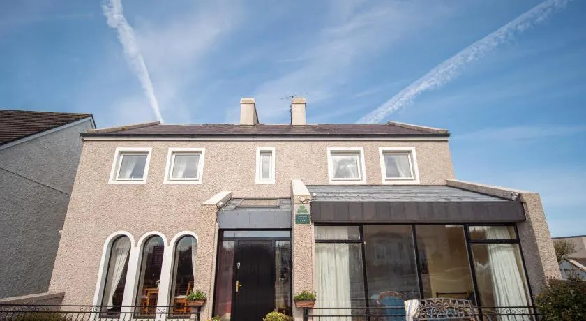 Ceol Na Mara House and Self Catering - Image 1