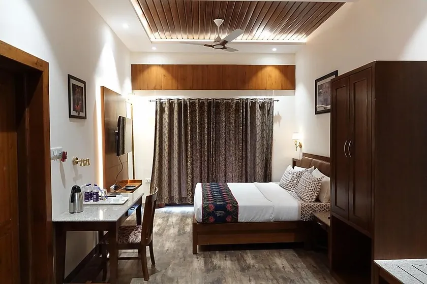 MPT Kiplings Court, Pench - Image 1
