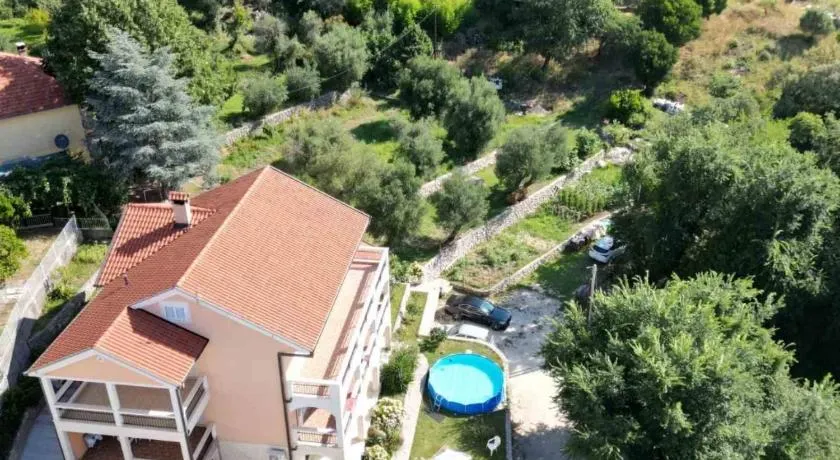 Apartmani Andrea Studio - Image 1