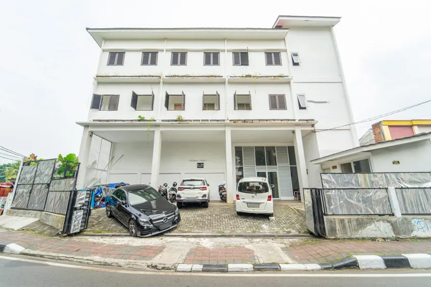 Singgahsini Salemba Cempaka Putih - Image 1
