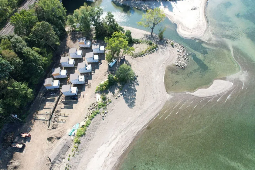 Hideaway Bay Resort - Image 1