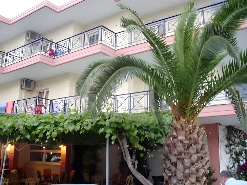Hotel Alexandros - Image 1