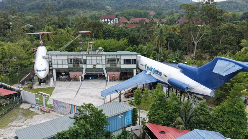 Twin Jets Resort - Image 1
