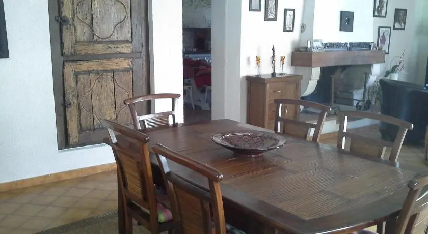 Maison d'hôtes Brameloup Jardin Ovale - Image 1