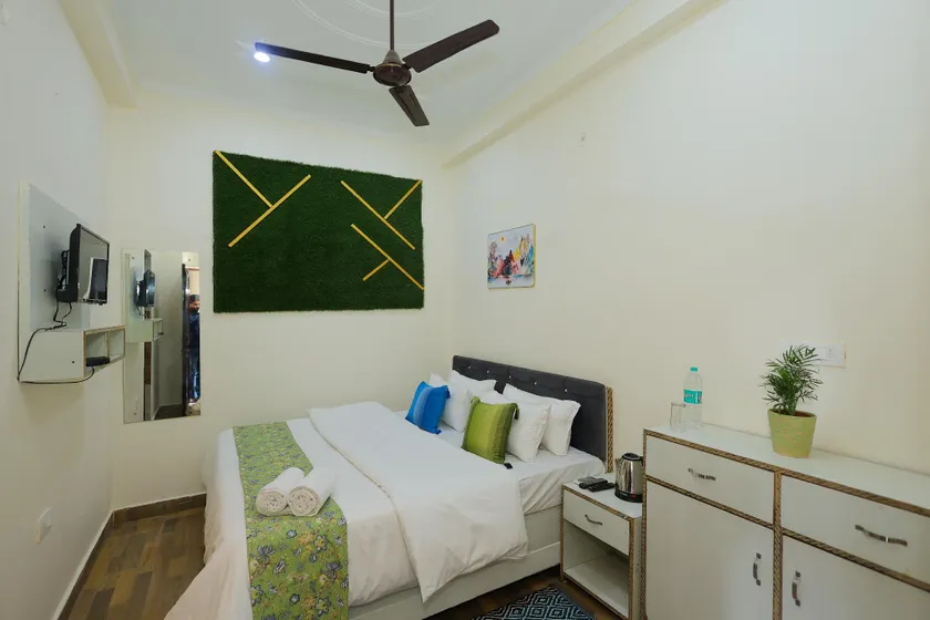 Hotel Pi-Tapovan - Image 1