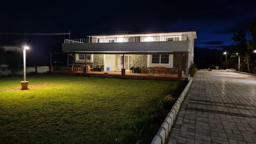 Mountain Top Holiday Home, Ooty - Image 1