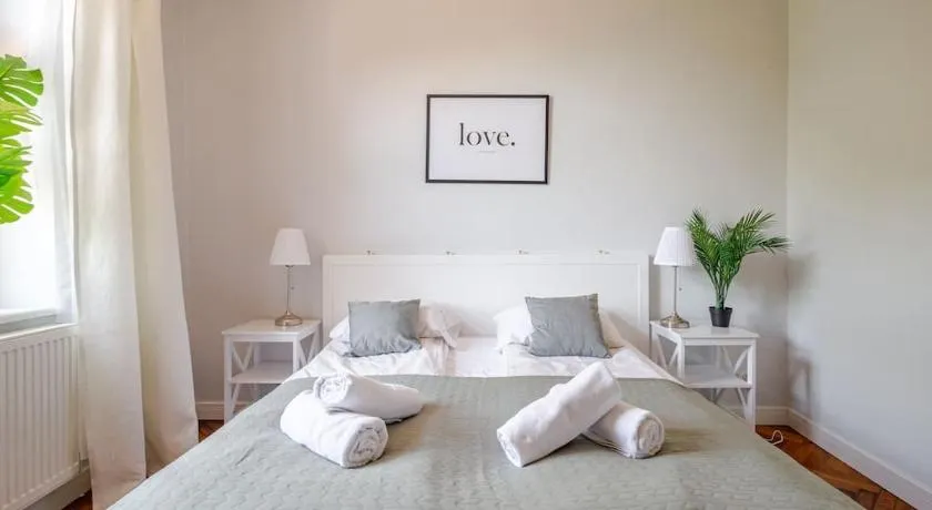 Florianska Gate Luxury Apartments - Image 1