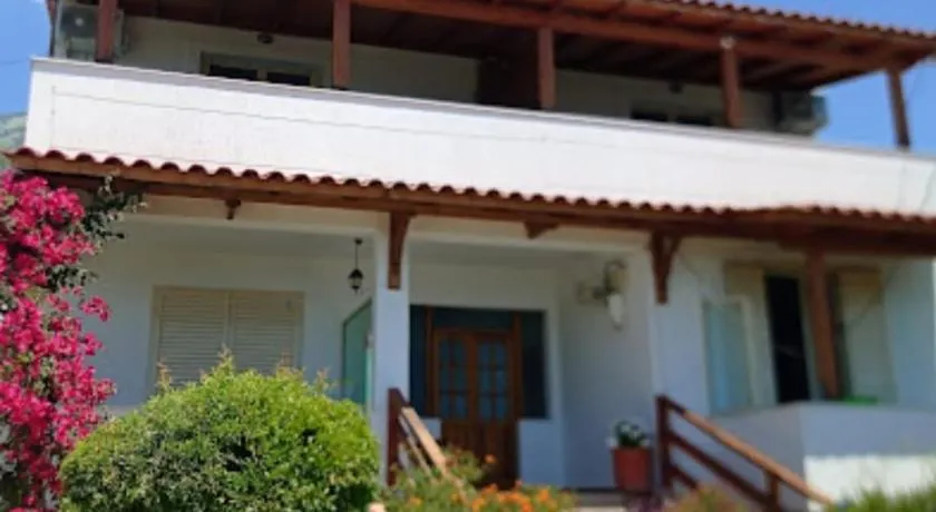XHEKO ROOMS - Image 1