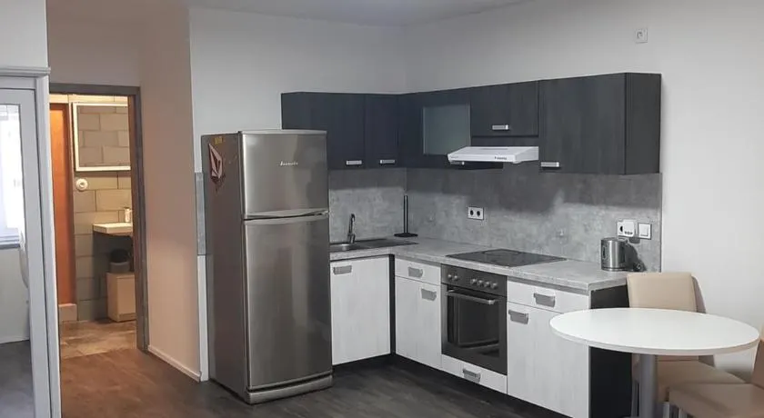 Apartman u lesa - Image 1