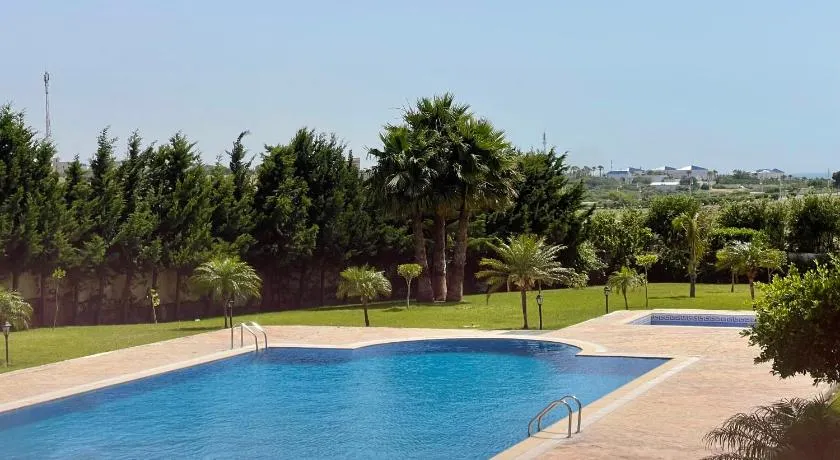 Appartement de vacances piscines et plage - Image 1
