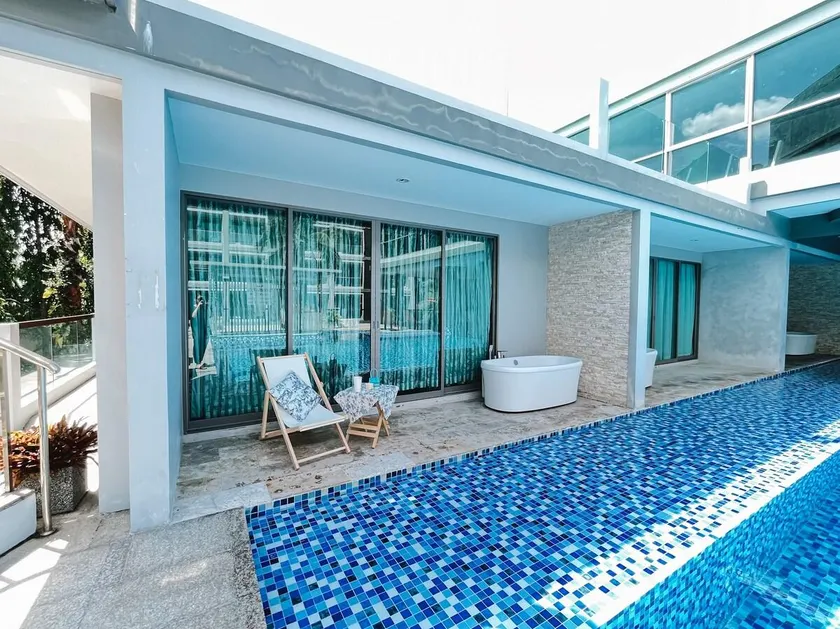 Instagramable pool studio 1 bedroom in Bangtao - Image 1