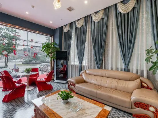 Shiguangyin Themed Hotel - Image 1
