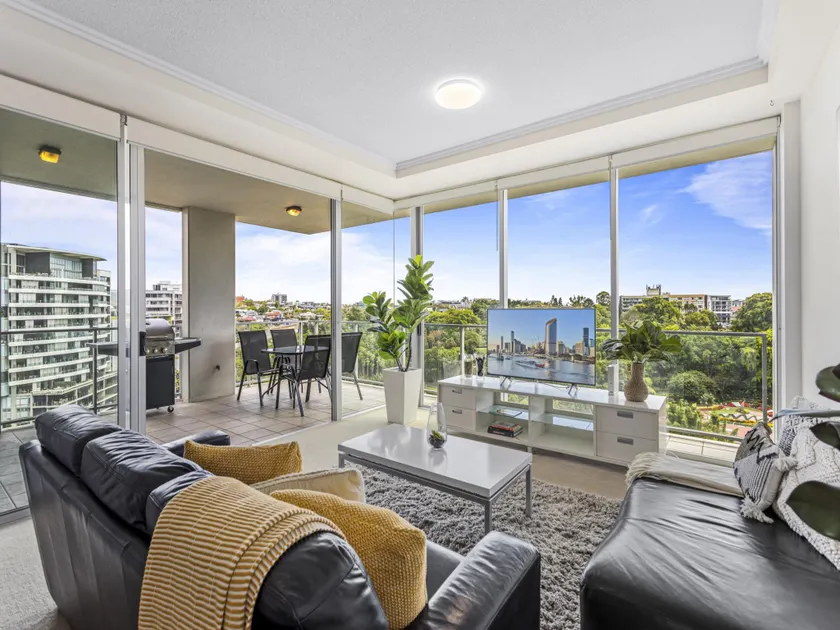 High-Floor 2-Bed CBD Unit With Views  Amenities - Image 1