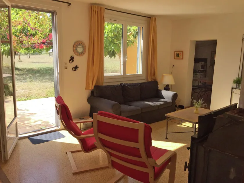 Casa a Villecroze con piscina e giardino - Image 1