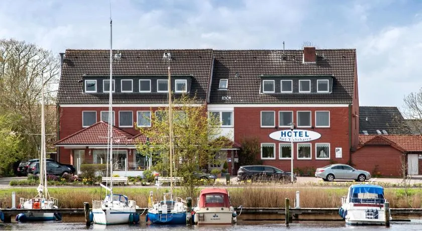 An't Yachthaven - Image 1
