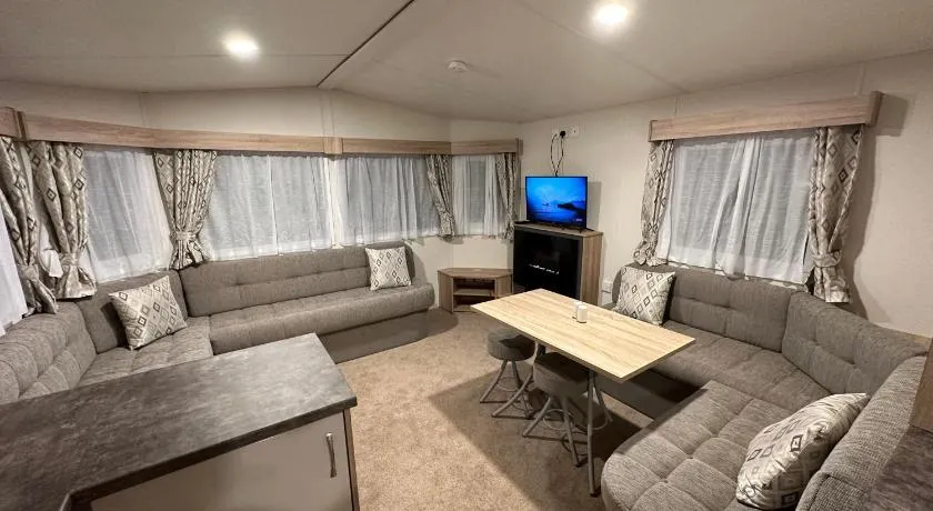 Billing Aquadrome Luxury Static Caravan - Image 1