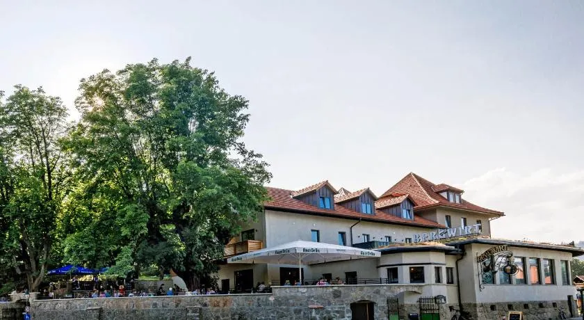 Bergwirt Hotel & Gasthof - Image 1