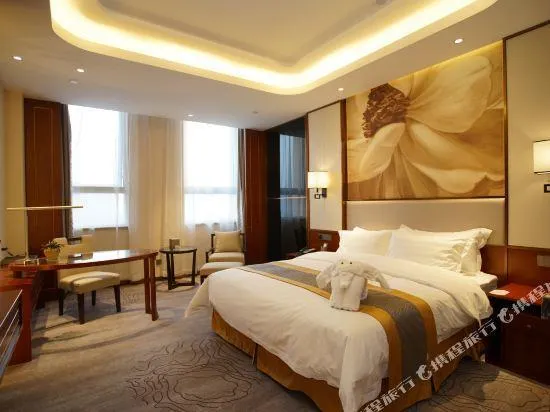 Qingdao Haina Baichuan Hotel - Image 1