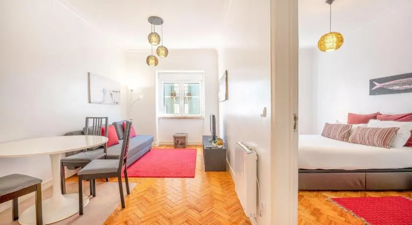 GuestReady - Lisbon's Charme Rouge - Image 1