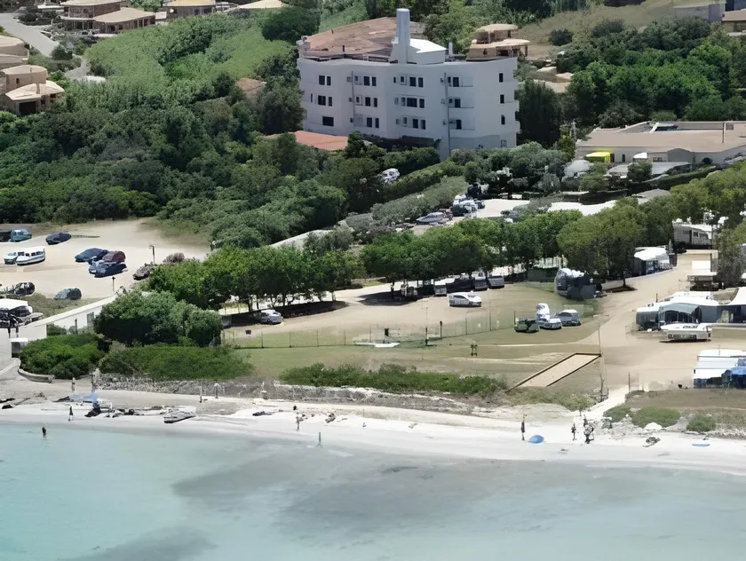 Hotel Onda Marina - Image 1