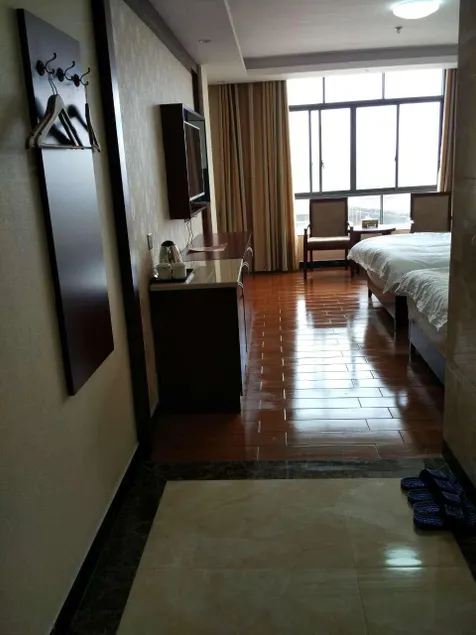 Hengfeng Hotel - Image 1