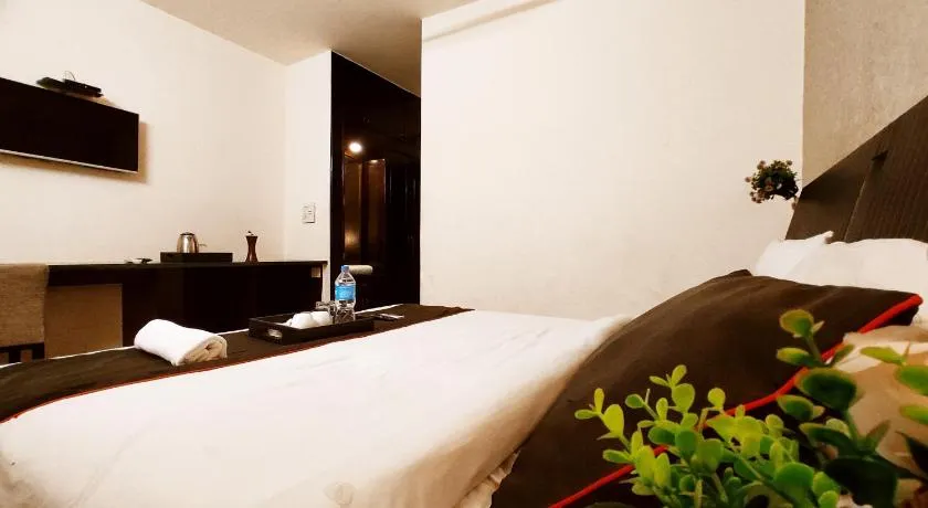 THE KOP - A Legacy Hotel By Organica Group - Image 1