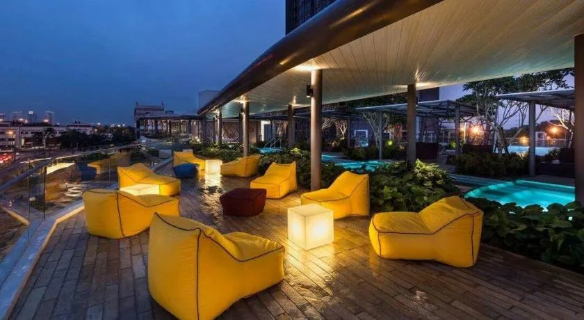 Hid SOHO at KANVAS WiFi Netflix KLIA - Image 1