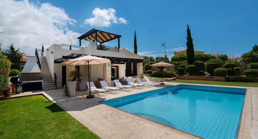 Villa Lara - 11, Spacious Villa with Large Garden and Private Pool on Aphrodite Hills - Image 1