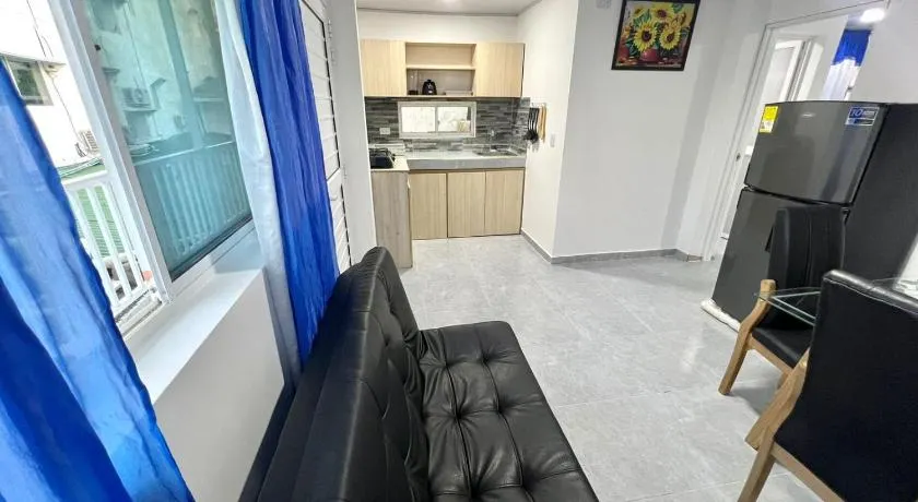 Apartaestudios Limsor Town - Image 1