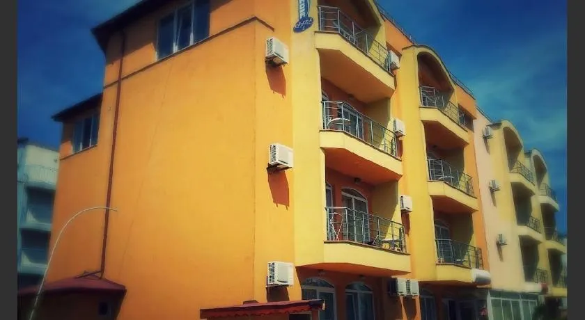 Concordia Plaza 2 - Image 1