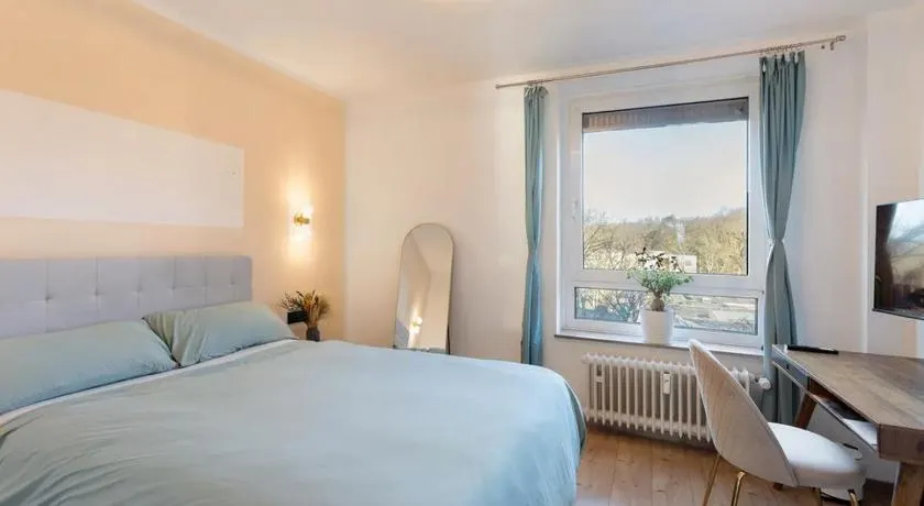 Stilvolle Privatzimmer mit Wohngemeinschaft - Top Ausstattung - Image 1