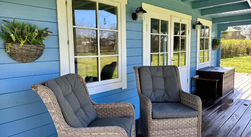 Oak View Lodge: Cosy, Countryside Retreat - Image 1