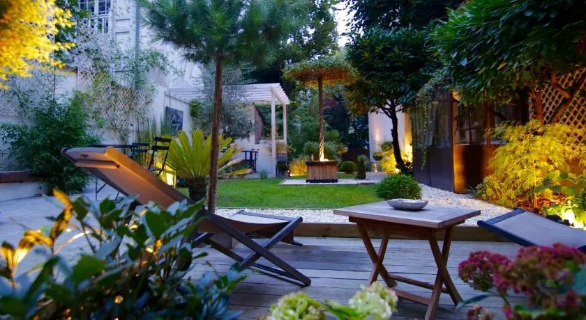 Villa du Square, Luxury Guest House - Image 1