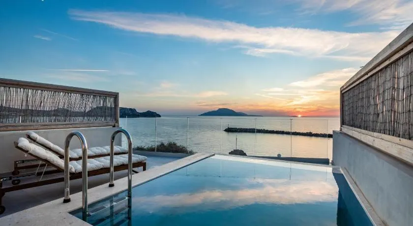 Almyra Boutique Suites with Private Pool -Finiki - Image 1