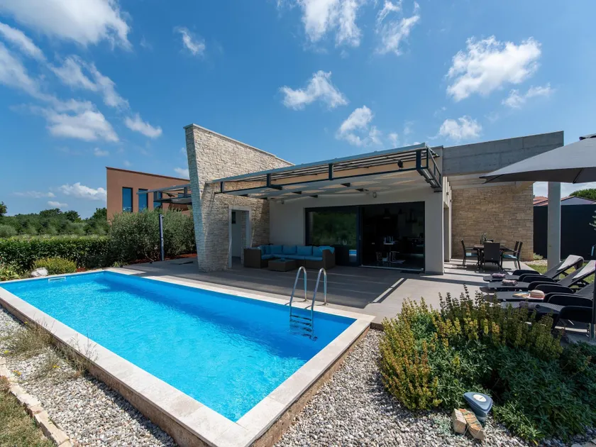 Elegante Villa in Novigrad - Image 1